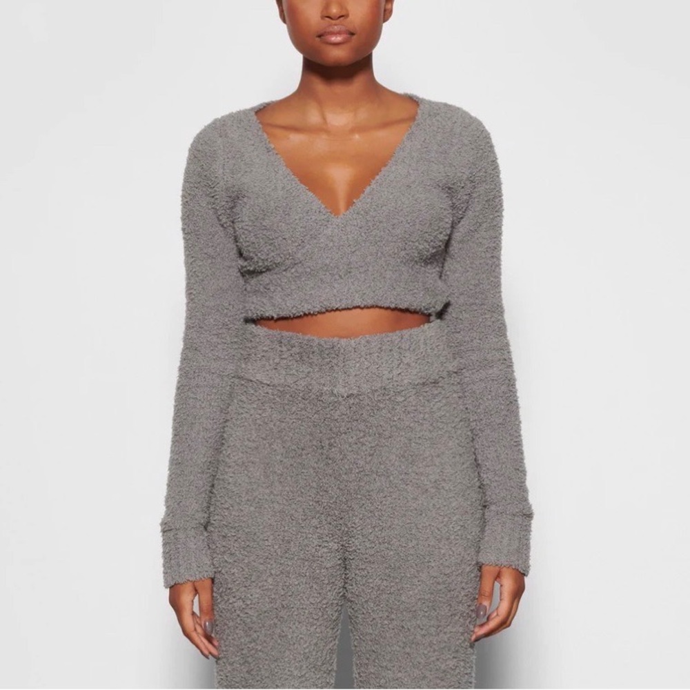 NWT skims cozy set in color smoke